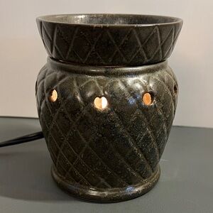 Scentsy Mission Slate Quilted Electric Wax Warmer